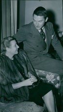 American writer Frederic Wakeman with wife on a combined vacation and business trip in Stockholm. - 29 September 1947 - Vintage Photograph