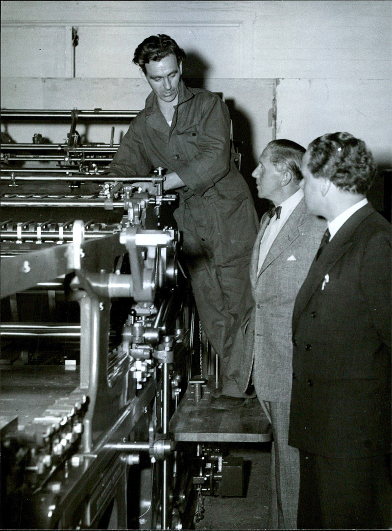 Boktryckarkongress. Swedish pressure mounted by the installer Signature Ljungdahl - 16 July 1948 - Vintage Photograph
