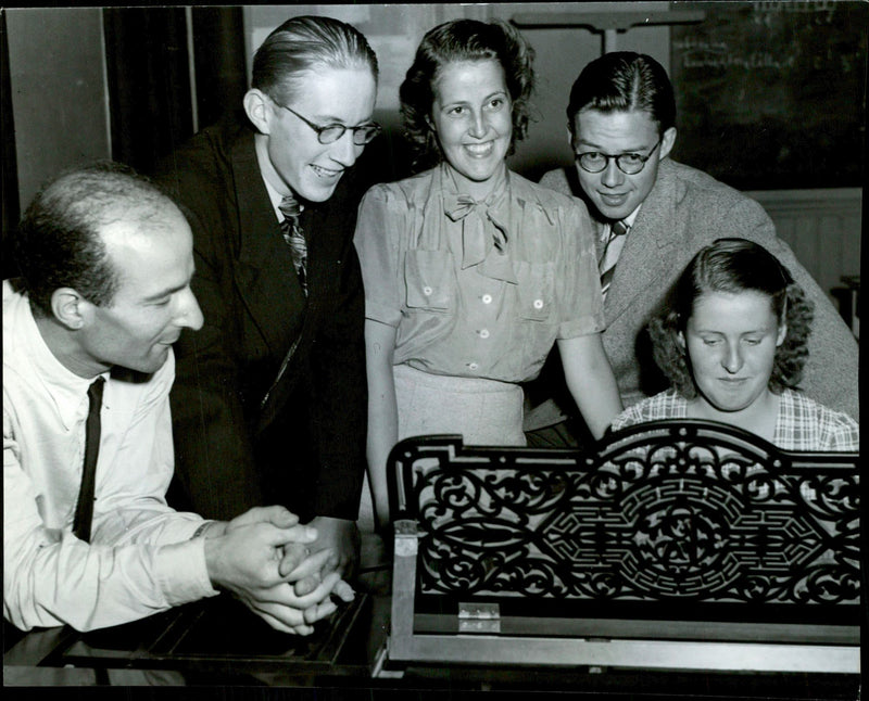 Stockholm Music Education Committee compiled a ten-day musical preparation course - 8 August 1948 - Vintage Photograph