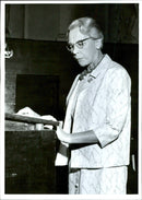 International Statistical Institute 30th Session of the Concert Hall. Statisticians Karin Kock welcome speech. - Vintage Photograph