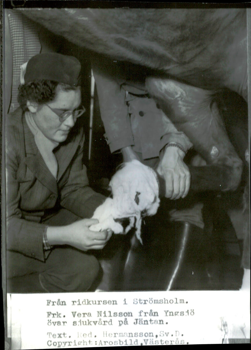 From ridkursen in Stromsholm. Ms Vera practice nursing in hot blood lass. - Vintage Photograph