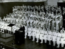 Rospiggar singing in the Concert Hall - 4 May 1941 - Vintage Photograph