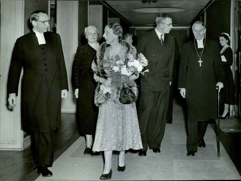 City Mission's 100th anniversary. The royal couple arrive at the ceremony in the Concert Hall Great Hall - Vintage Photograph