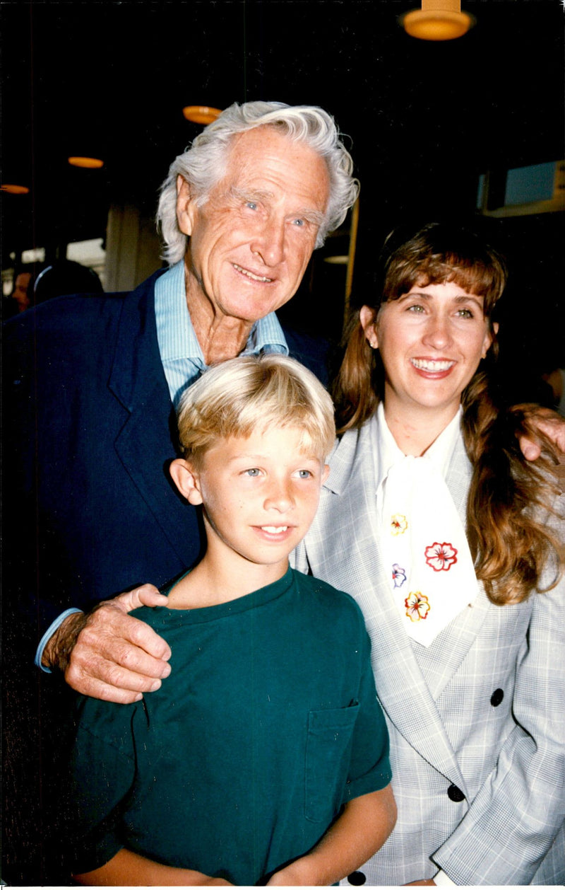 Lloyd Bridges and his daughter Lucinda with her son at the premiere of, image size:800x1258