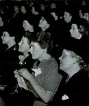 Public Image of the women's discussion of domestic issue as Professional Women's Club in Stockholm arranged on the Academy of Music - 23 March 1943 - Vintage Photograph