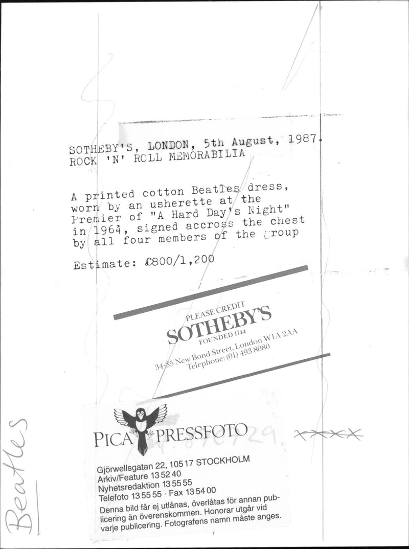 Dress with the Beatles faces and signature - Vintage Photograph