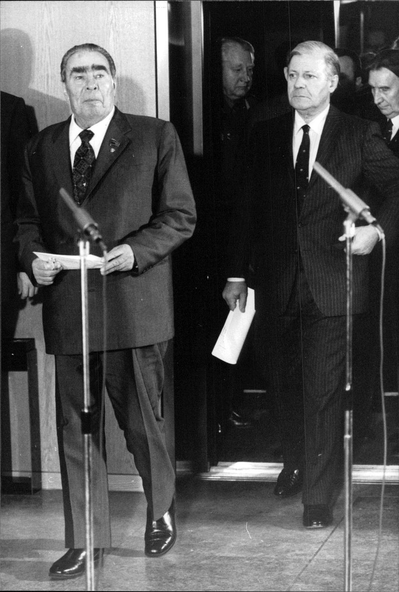 Leonid Brezhnev and West German leader Helmut Schmidt - Vintage Photograph