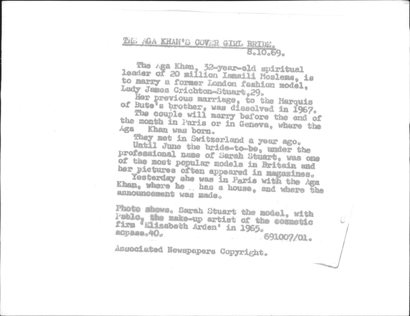 The model Sarah Stuart with make-up artist Pable - Vintage Photograph