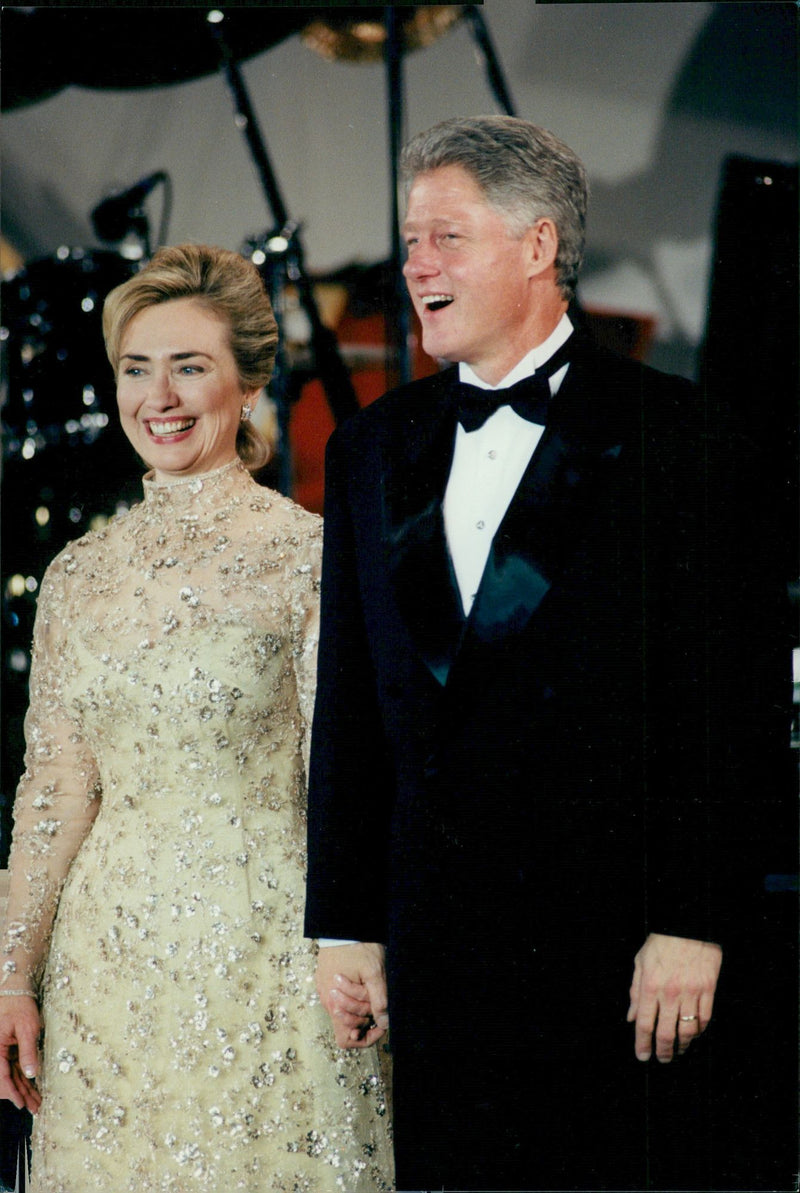 US President Bill Clinton, together with his wife, US first lady Hillary Clinton - Vintage Photograph