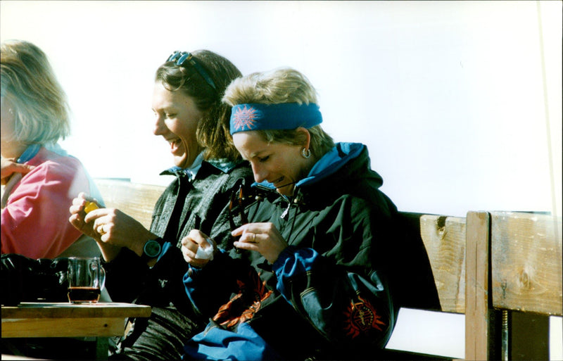 Princess Diana on a skiing holiday in Lech am Arlberg. Here with her friends Kate Menzies and Catherine Soames - Vintage Photograph