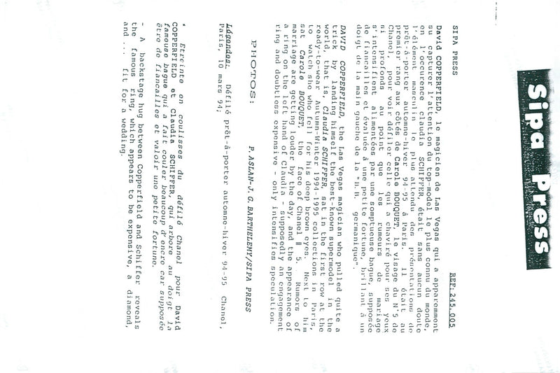 A hug behind the scenes between David Copperfield and Claudia Schiffer at the Chanel fashion show in Paris - Vintage Photograph