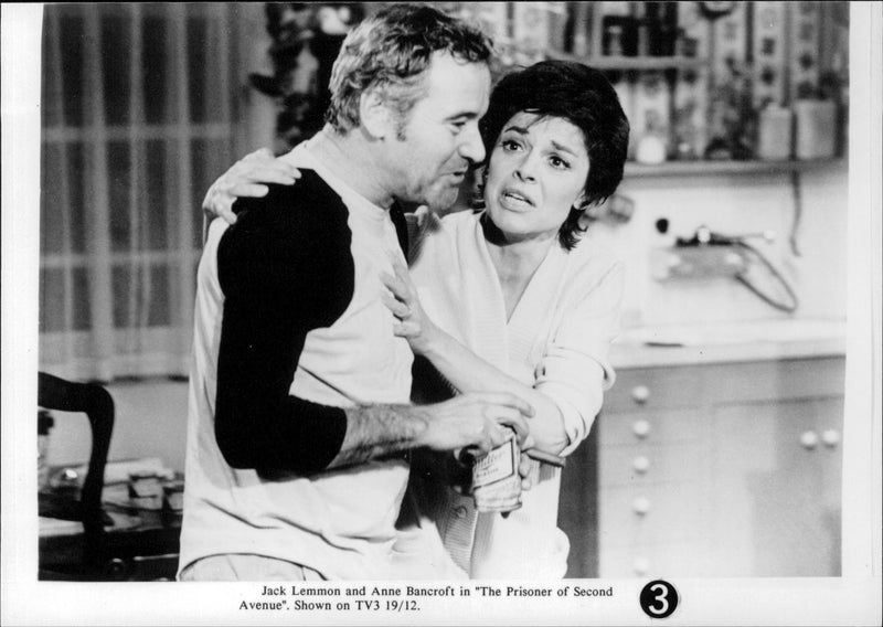 Anne Bancroft and Jack Lemmon in the movie, "The Prisoner of Second Avenue" - Vintage Photograph