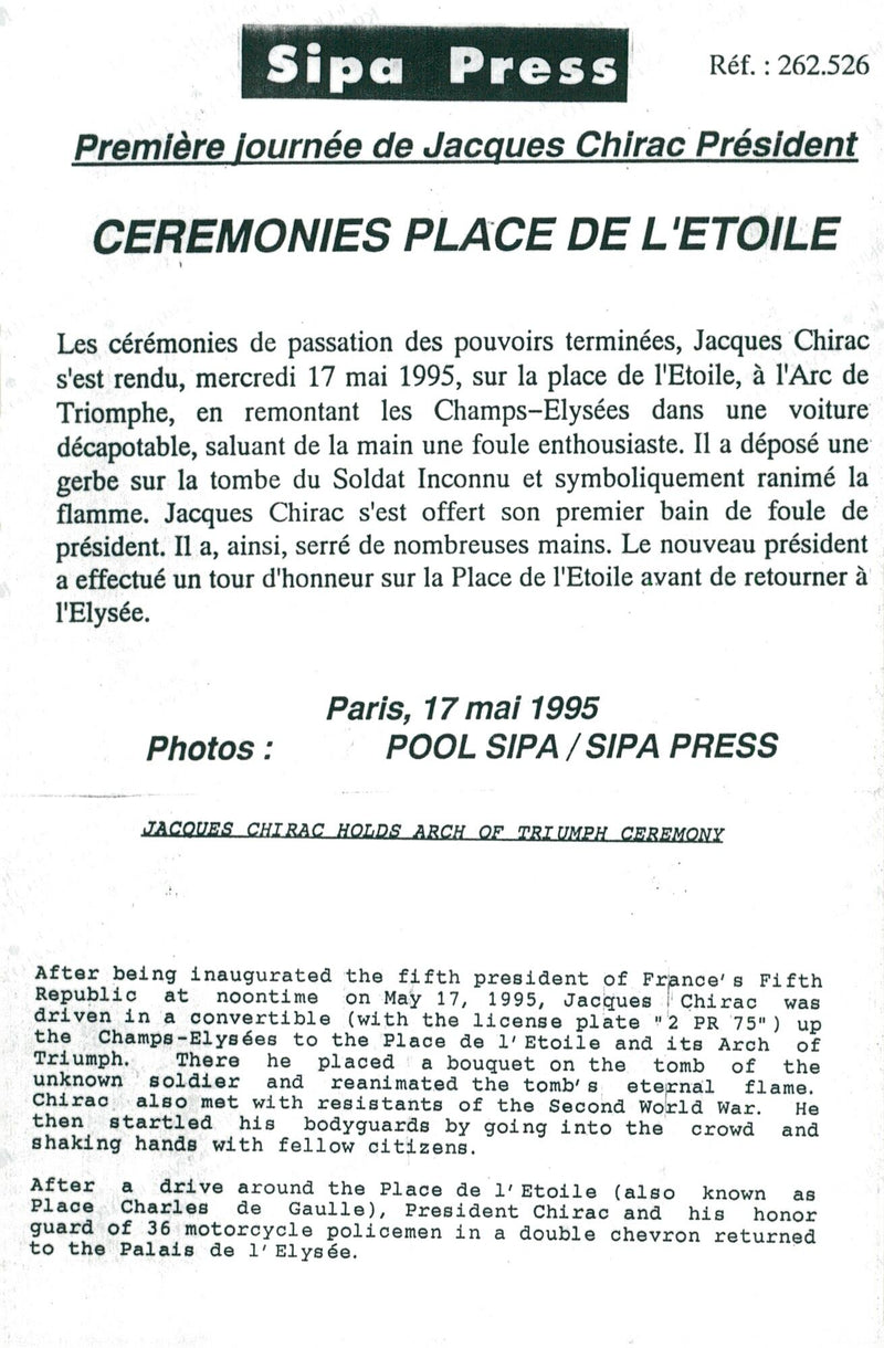 Jacques Chirac welcomes the public&