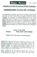 Jacques Chirac welcomes the public&