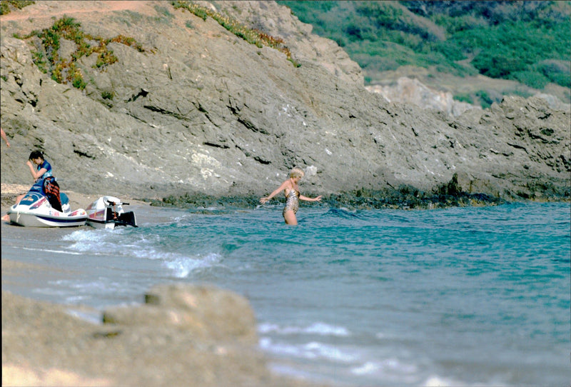 Princess Diana on vacation with his sons Harry and William - Vintage Photograph