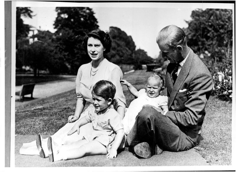 Prince Charles together with his sister Princess Anne and Parents Elizabeth II and Prince Philip. - Vintage Photograph