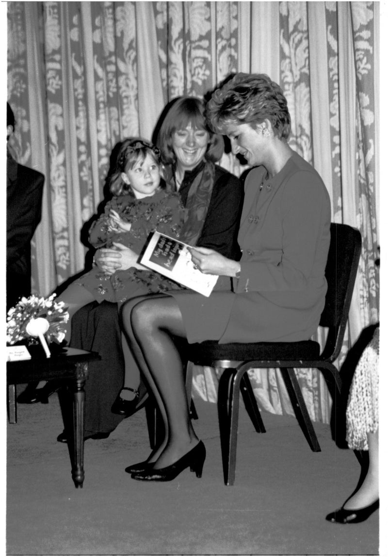 Princess Diana with Katie and Charlotte when visiting the Cumberland Hotel - Vintage Photograph