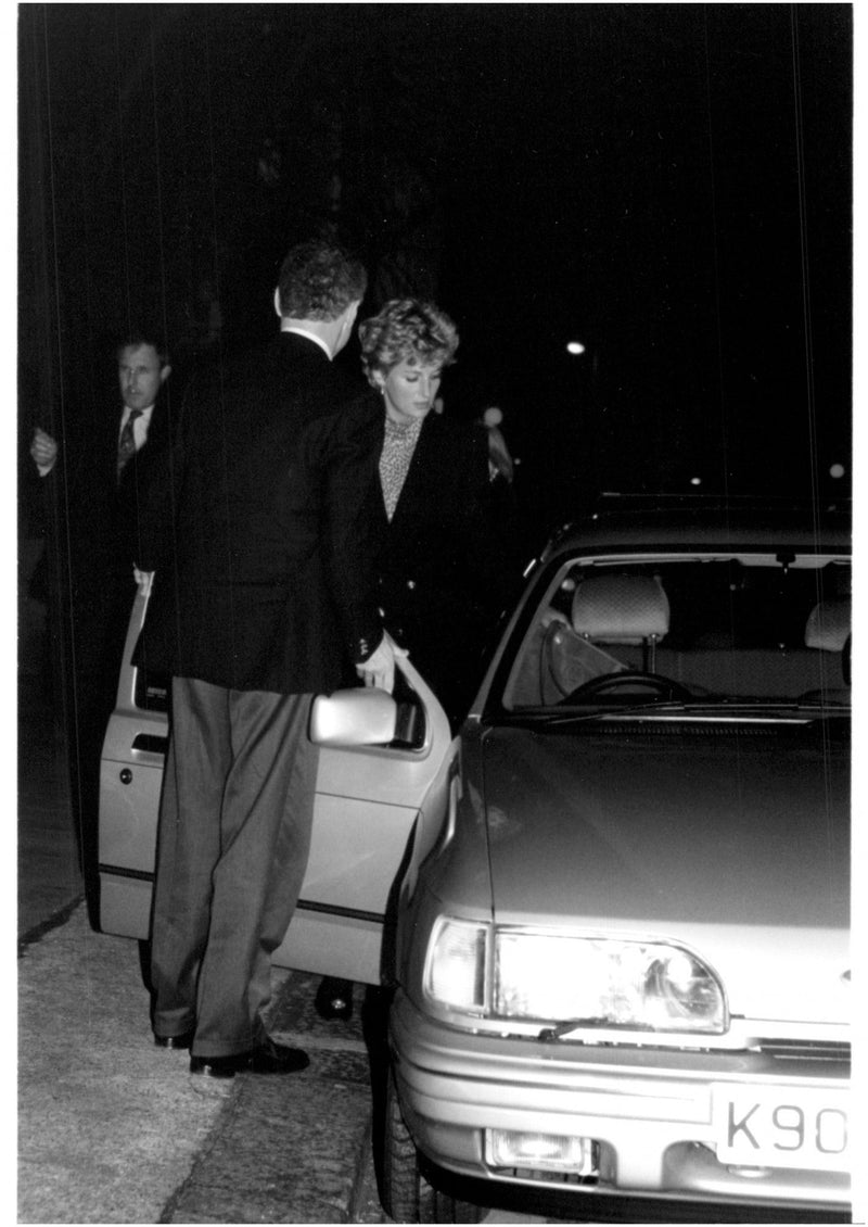 Princess Diana leaves cinema in Fulham after watching the movie &quot;The Bodyguard&quot; with three girlfriends - Vintage Photograph