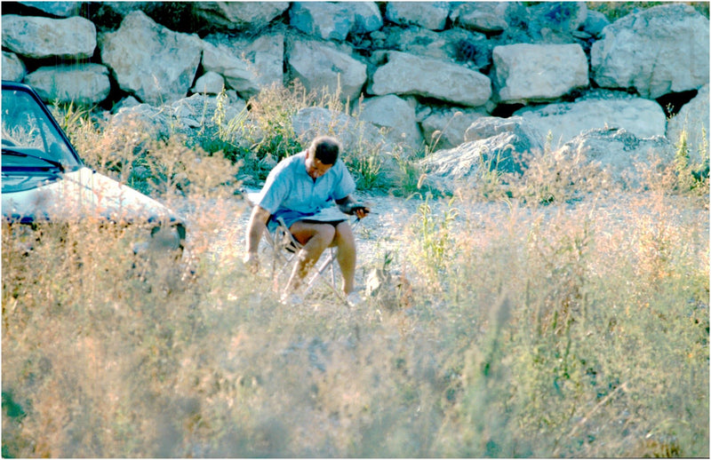 Prince Charles paints on his vacation in Southern France - Vintage Photograph