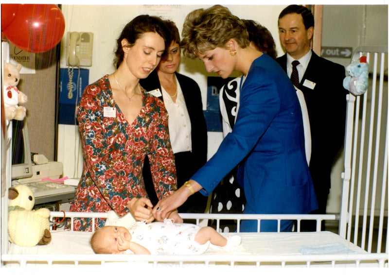 Princess Diana visits a children's hospital - Vintage Photograph