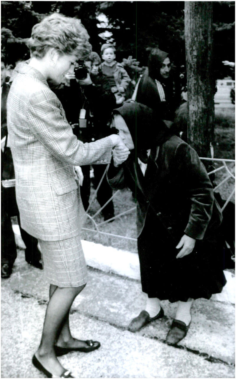 Princess Diana visits the survivors and homeless people in Hungary - Vintage Photograph