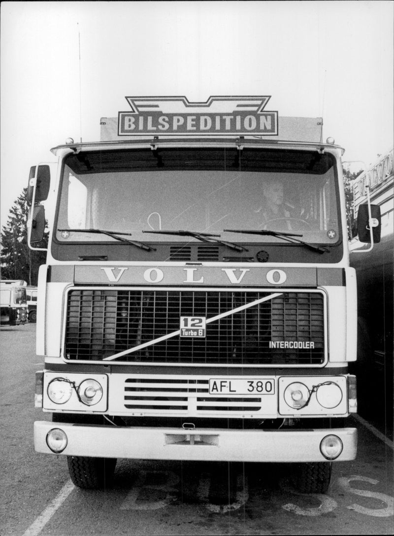 Bilspedition truck Volvo F12 intercooler - Vintage Photograph