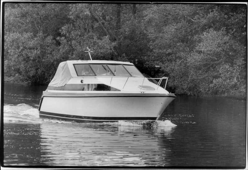 Boat model Albin 27 Wynne Albin Marin in Kristinehamn. - Vintage Photograph