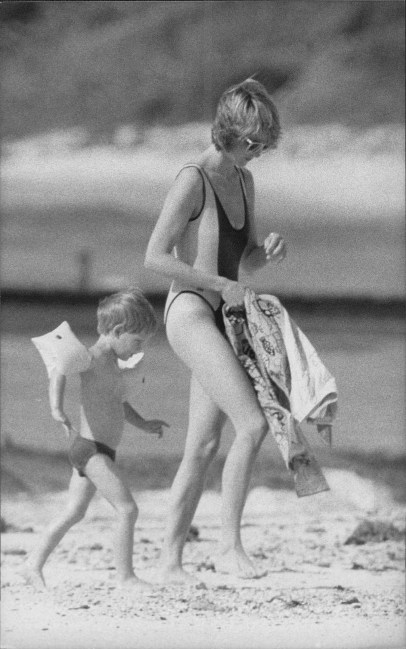 Prince Harry was bathing with his mother, Princess Diana. - Vintage Photograph