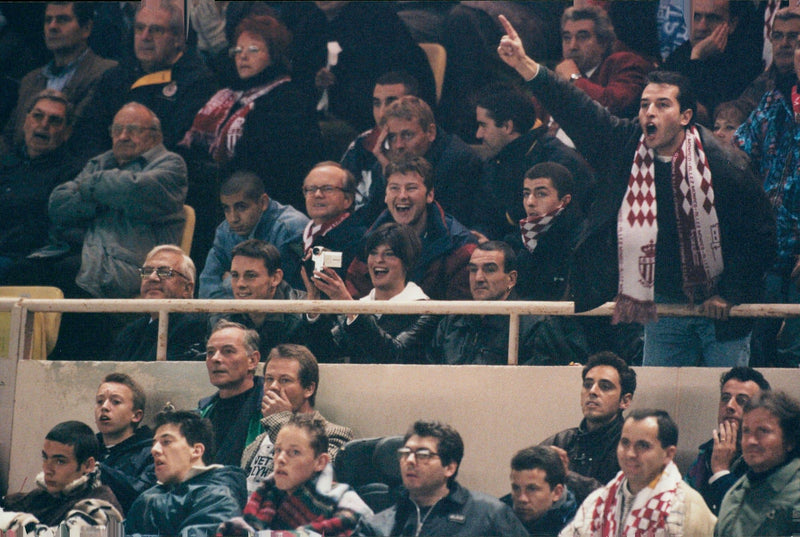 Linda Evangelista in the audience during her boyfriend Fabien Barthez football match - Vintage Photograph
