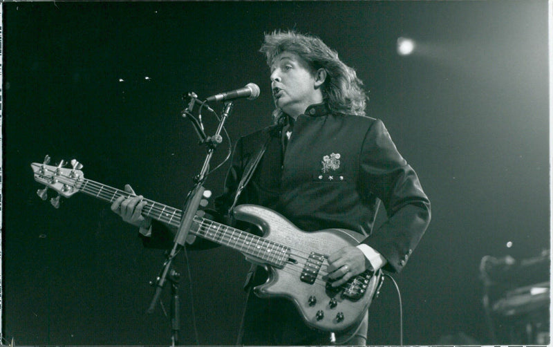 Paul McCartney appears on the Globe - Vintage Photograph