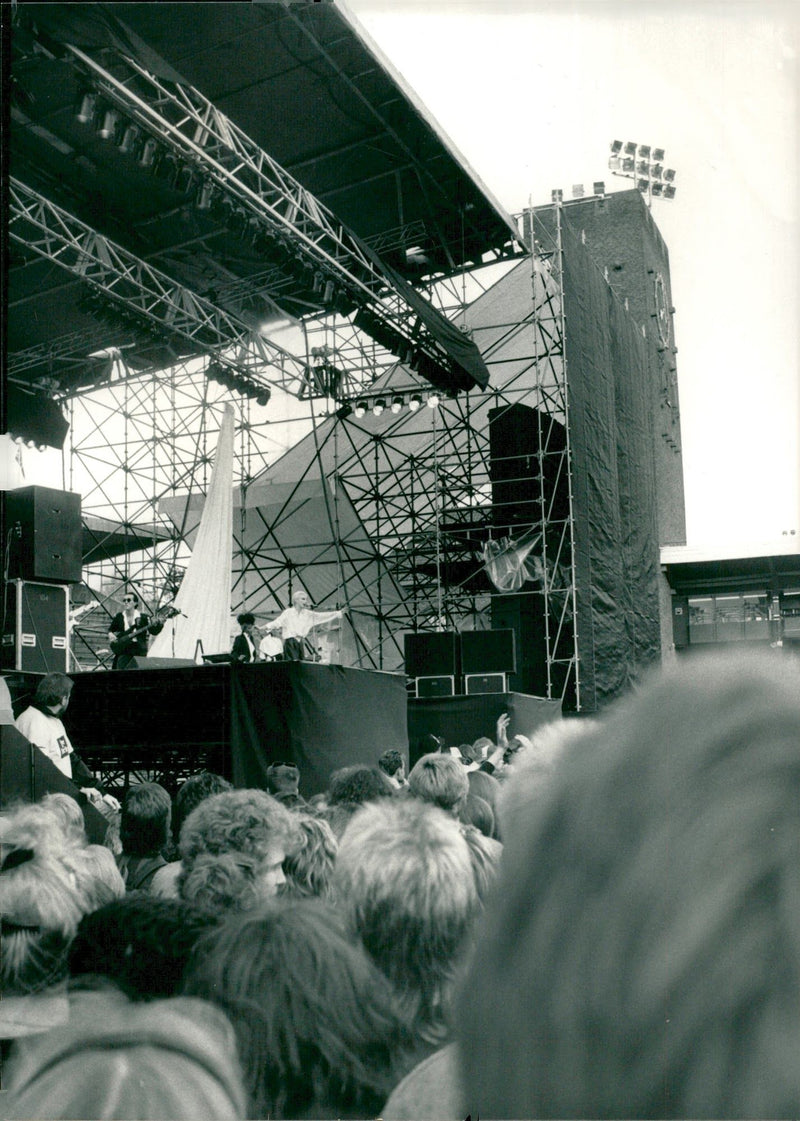 Concert picture of Annie Lennox from the gig at Stockholm Stadium. - Vintage Photograph