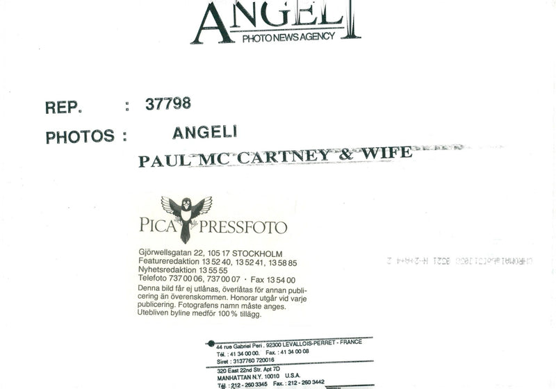 Paul McCartney together with his wife Lina and the couple's friends - Vintage Photograph