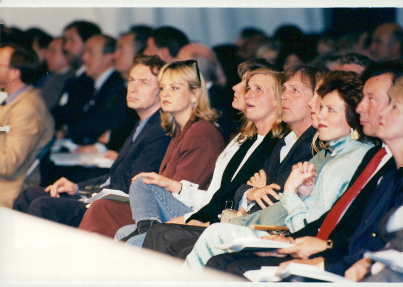 Paul McCartney and her wife Linda by daughter Stella McCartney's fashion show - Vintage Photograph