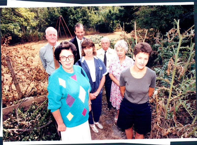 Princess Diana's brother grew Spencer with landowners - Vintage Photograph