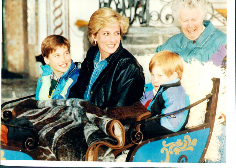 Princess Diana with the sons William and Harry - Vintage Photograph