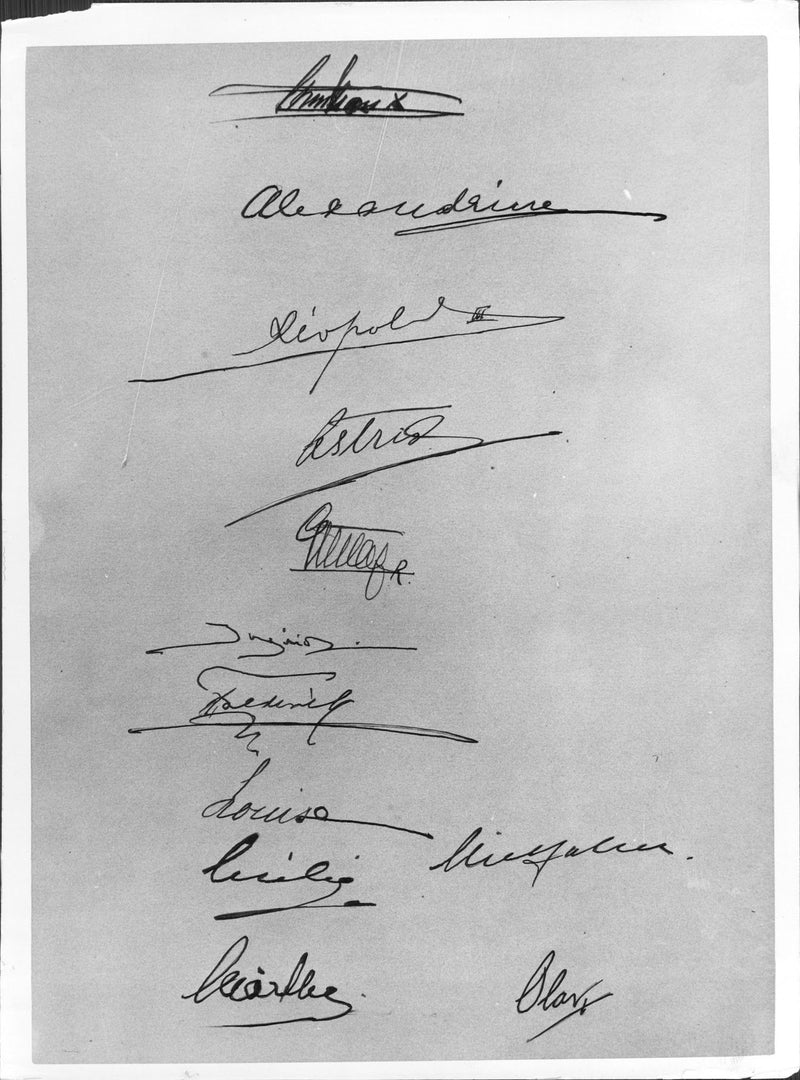 Side of the City Hall&