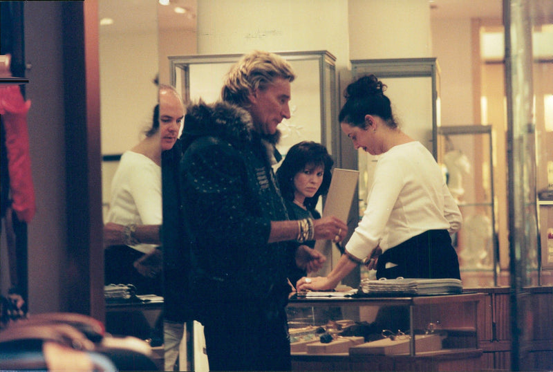 Rod Stewart buys jewels at Barneys - Vintage Photograph
