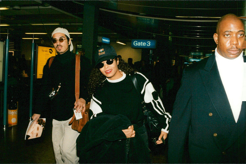 Janet Jackson arrives at Arlanda in front of her Sweden Tour - Vintage Photograph