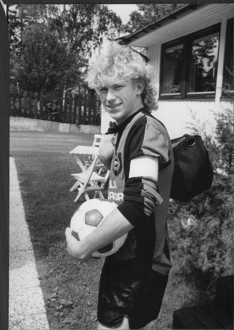 16-year-old football player in Brommapojkarna, Tomas Idinge. - Vintage Photograph