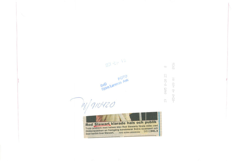 Rod Stewart appears on the Globe - Vintage Photograph