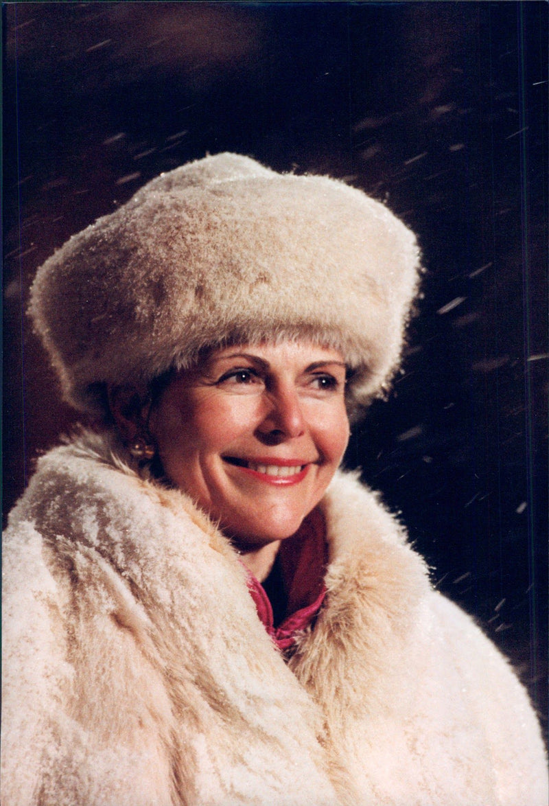 Vintage deals fur hat