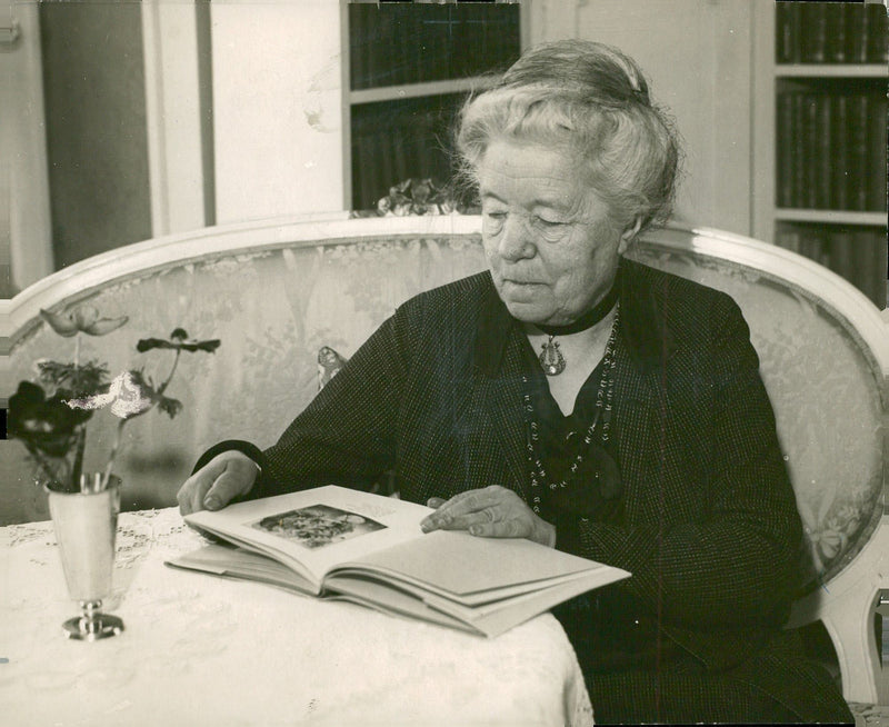Selma LagerlÃ¶f reads book - Vintage Photograph