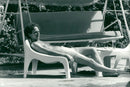 Art Garfunkel is enjoying the sun during the holidays in Marocco. - Vintage Photograph