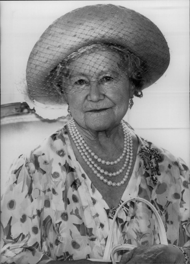 Portrait of Queen Elizabeth, Queen Mother - Vintage Photograph
