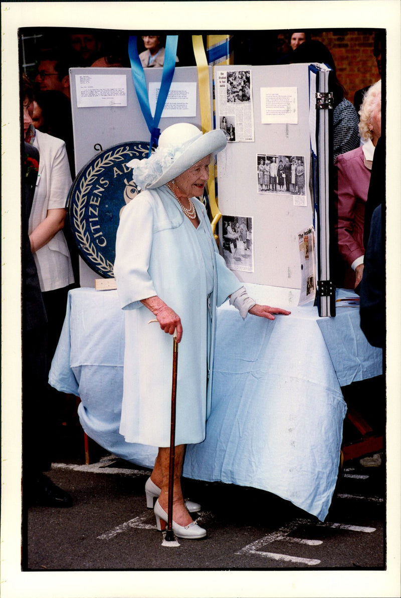 Queen Mother at the inauguration of the Blue Cross Animal Hospital in Merton - Vintage Photograph