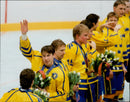 OS in Lillehammer. Ice Hockey Finals Sweden - Canada. Sweden&