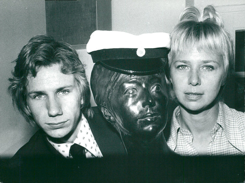 Portrait image of Anita Lindblom and her son JÃ¶rgen, taken in an unknown context. - Vintage Photograph