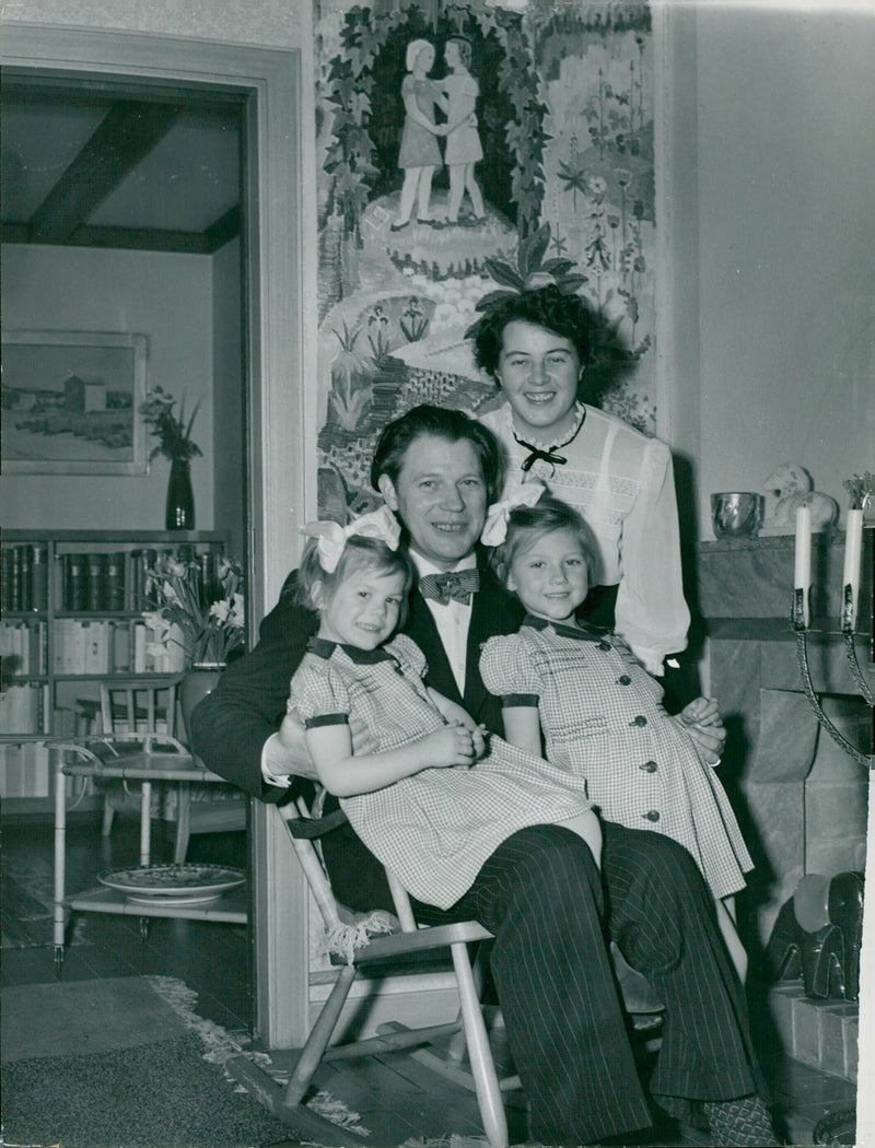 The author Harry Martinson together with his wife Ingrid and the children Harriet and Eve - 19 March 1949 - Vintage Photograph