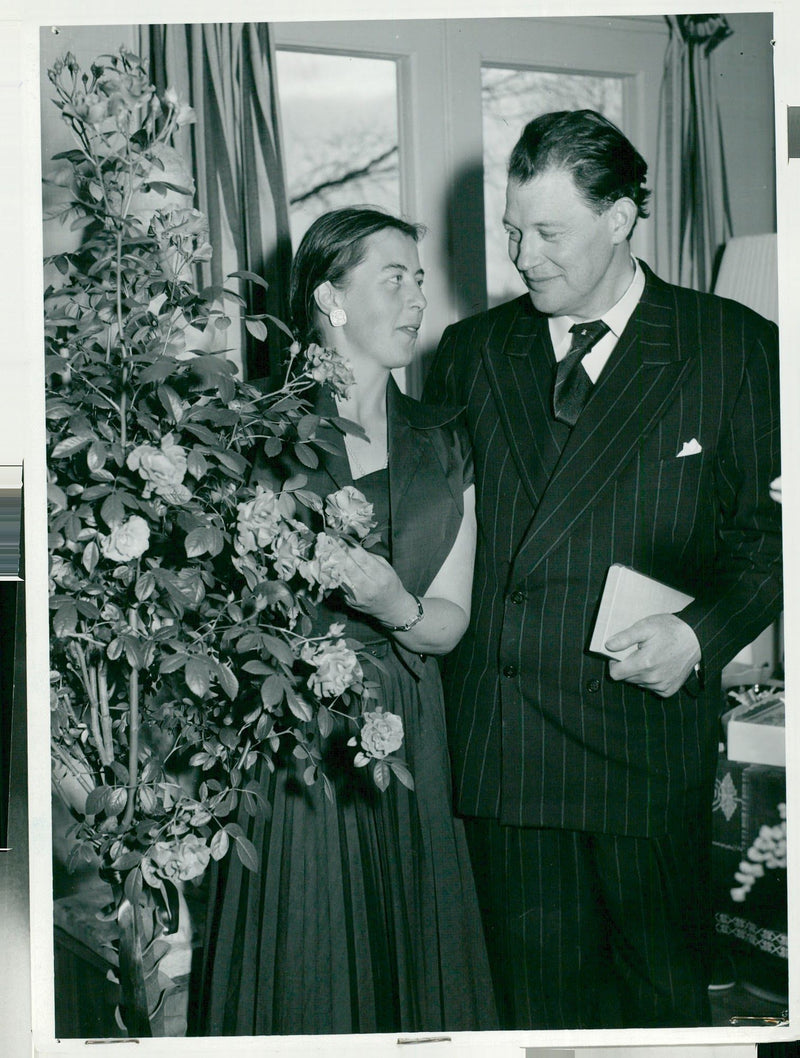 The author Harry Martinson together with his wife Ingrid - Vintage Photograph