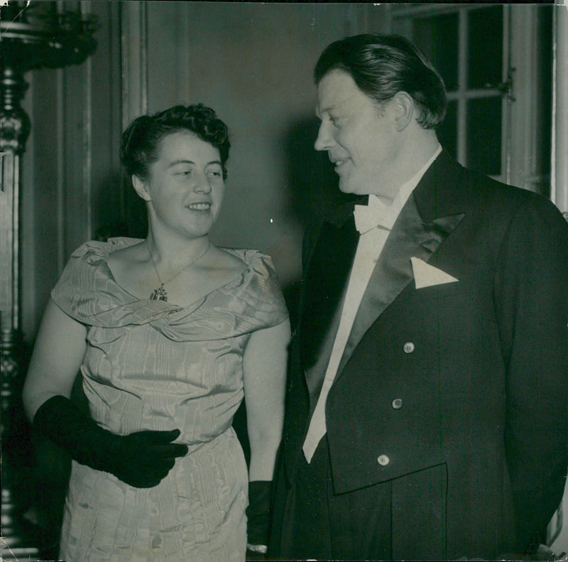 The author Harry Martinson together with his wife Ingrid - 22 December 1949 - Vintage Photograph
